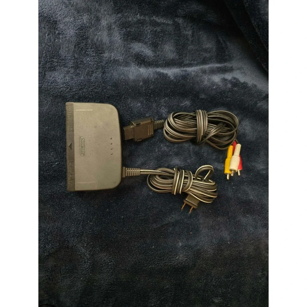 Nintendo 64 N64 Original System Console With Original Controller & Cords READ